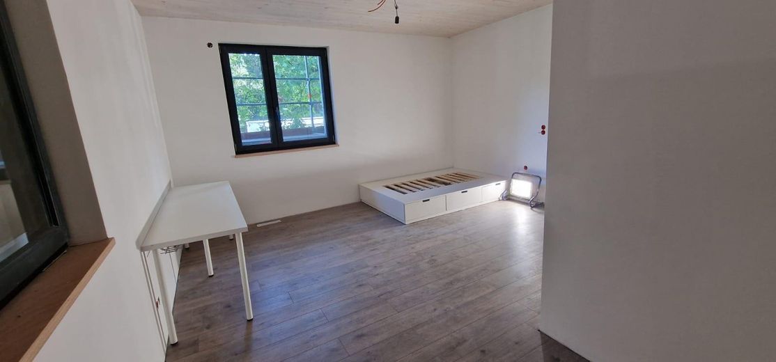Wunderschöne Wohnung im Grünen und nahe zum KIT – Foto 1