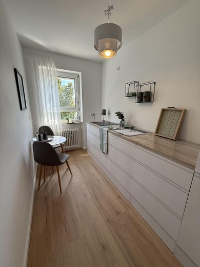 Provisionsfrei / Kernsanierte 3-Zimmer Wohnung in Wiesbaden-Schierstein mit Balkon & Stellplatz – Küche