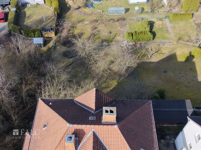 +++Stadtvilla mit 3 Wohneinheiten und großem Grundstück in zentraler Lage+++ – Garten von oben