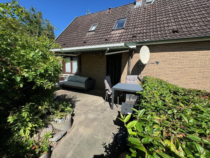 Einfamilienhaus am See mit ELW, Schlossblick und Steg, provisionsfrei – Foto 17