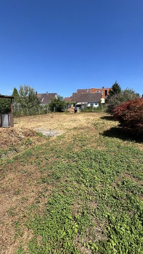 Großzügige 5-Zimmer-Wohnung mit Garten, Terrasse und Garage – Foto 13