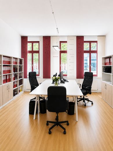 Büro im Altbau, Dürer Straße, Übernahme Konferenztechnik, Server und Telefonanlage möglich – Foto 3