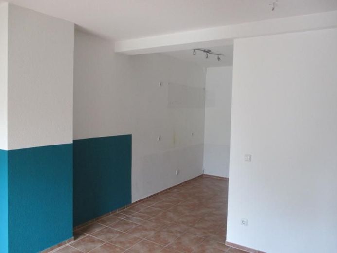 2 Zimmer Wohnung, mit Terrasse und Gartennutzung – Bild 3