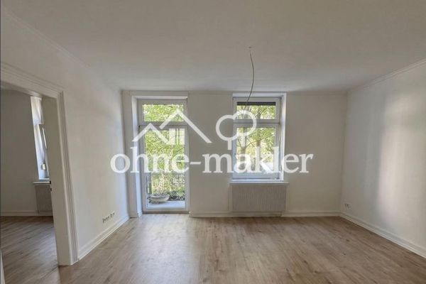 Hochwertig sanierte 3-Zimmer-Altbauwohnung mit EBK und Balkon in Bestlage des Johannesviertels