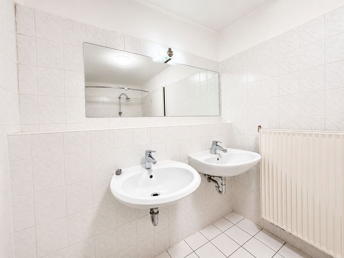 3-Zimmer-Dachgeschosswohnung mit tollem Grundriss – Hauptbad