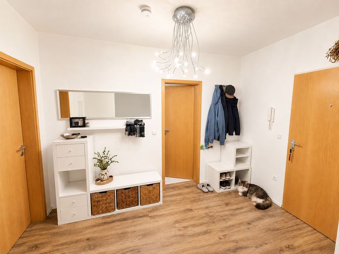 145m² Hausgefühl auf zwei Ebenen- 3 Schlafzimmer, 2 Bäder und 2 TG Stellplätze – Eingangsbereich
