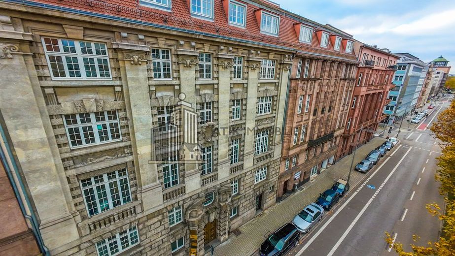 ATIK: Moderne Büroflächen in der Augustaanlage - Hochwertig ausgestattet – Drohnenaufnahme