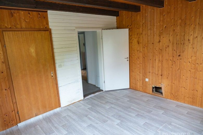 Sanierungsbedürftiges Bungalow mit Nebengebäude &amp; Garage und Keller in Röttenbach – BG+EFH Röttenbach 2 020