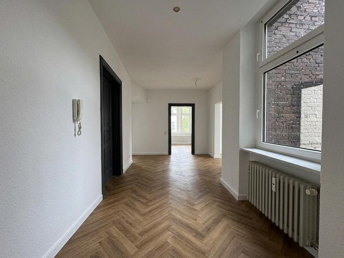 7 % Rendite mit historischem Charme: Erstbezug nach Sanierung, Denkmal-Sonder-AfA – Foto 2