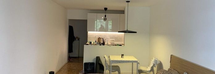 Wohnzimmer (1/2)