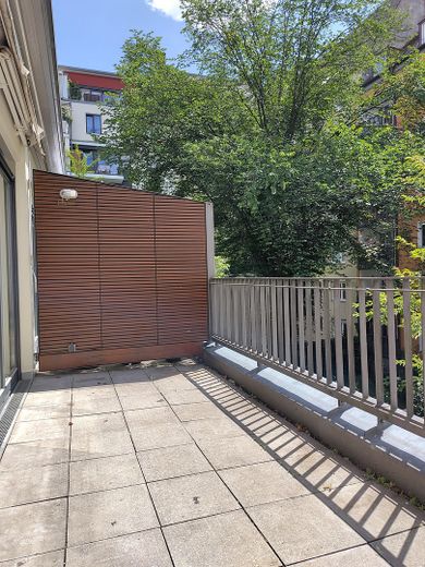 Charmantes Appartement in der Unteren Au. Zentral wohnen in ruhiger Innenhoflage. – Dachterrasse