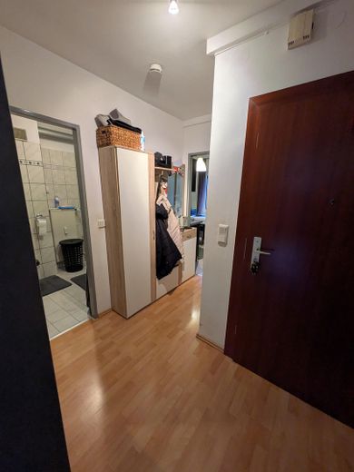 Flur Blick Richtung Bad/Küche