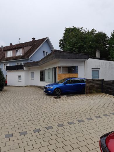 * Das Haus am Fluss * Traumhafte Lage * Wohnen und Arbeiten * – Ansicht vorne
