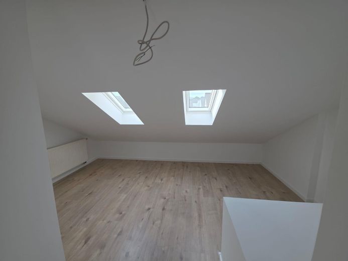 Hochwertig saniertes Reihenendhaus in attraktiver Lage von Bad Friedrichshall – Dachzimmer 1