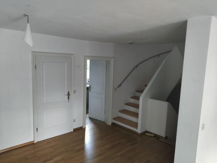 Treppenaufgang in den 1. Stock