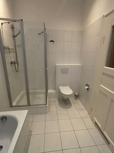 Vicino a Prinzregentenpl., splendido appartamento di 4,5 locali in edificio d’epoca ad Alt-Bogenhausen + cucina abitabile, zona pranzo e balcone! – Foto 10