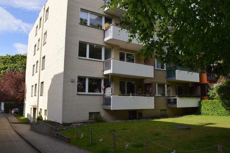 2,5 Zimmer, gut belichtet mit Balkon – Außenansicht