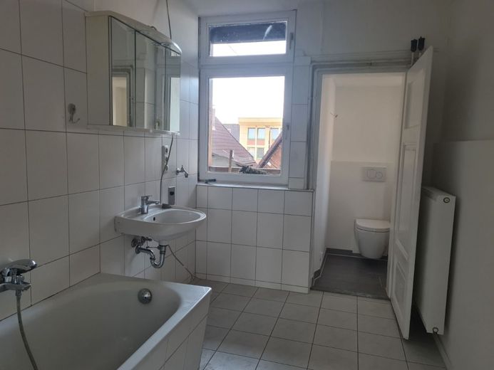 WG-Zimmer in 5er Studenten-WG...Mitten im Zentrum – Heise Immobilien - Markt 6