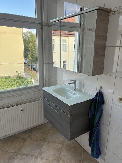 2-кімнатна квартира з вбудованою кухнею — модернізована, простора, центральне розташування – Bad