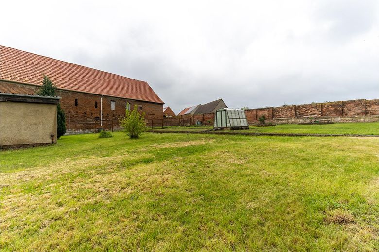 Attraente casa plurifamiliare su 7848 m² – Foto 7