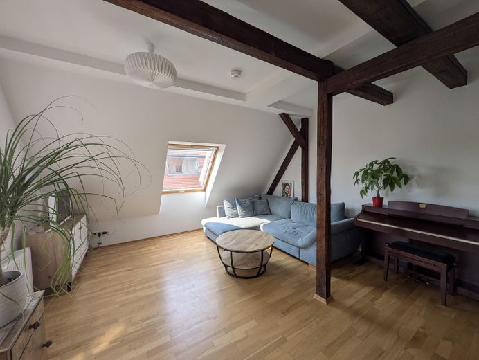 Dachgeschosswohnung mit Loggia | Einbauküche | Seenähe | bezugsfrei | provisionsfrei – Foto 6