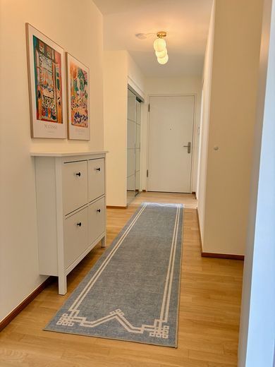Großzügige 4-Zimmer-Wohnung mit sonniger Terrasse in bester Lage von Ingelheim – Flur