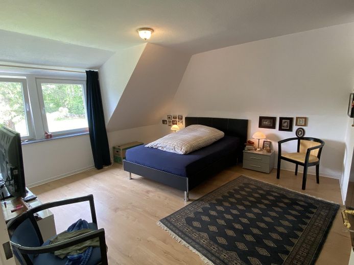 Freistehendes, individuelles  Architektenhaus mit separat gelegener Einliegerwohnung – Schlafzimmer
