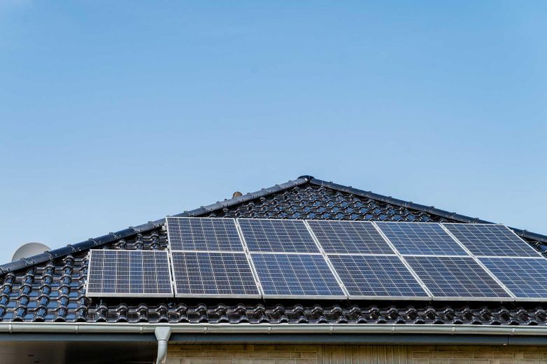 Modernste Wohntechnik trifft zeitlose Eleganz – Ihr Energie-Sparwunder in Schafflund – Foto 11