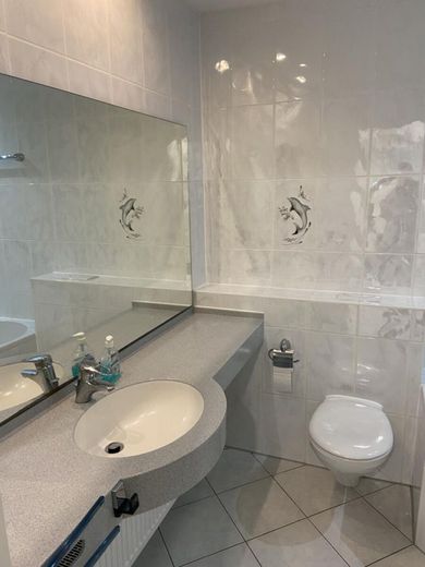 Helle frisch renovierte 3 Zimmer Wohnung in Wiesbaden- Klarenthal zum Vermieten – Wohnung2