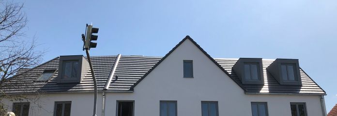 2 ZKB - Exklusive, barrierefreie Wohnung in Seeheim inkl. 2 Stellplätze – Gebäudeansicht von außen