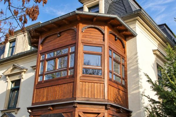 BEAUTIFUL 2-ROOM APARTMENT NEAR TU WITH LOGGIA