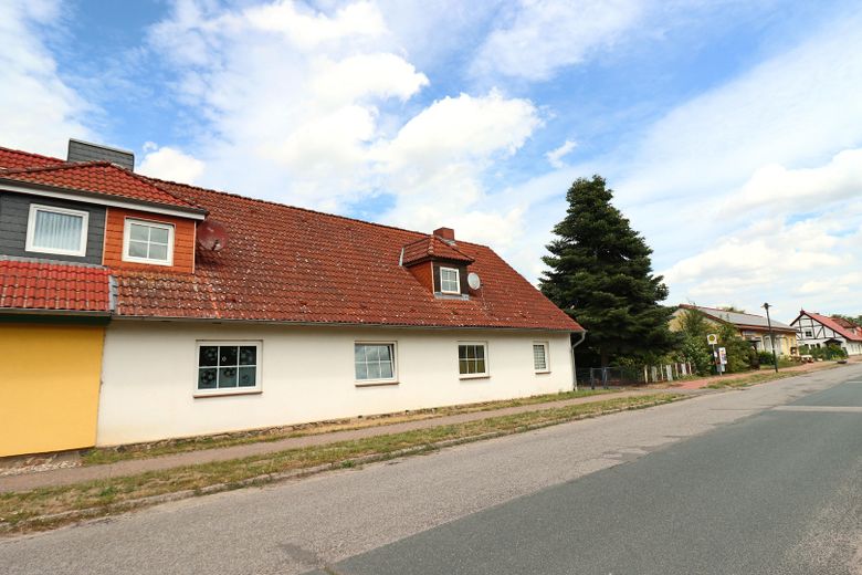 Plauer See’de büyük ikiz ev – büyük arsa ve çift araçlık carport – Fotoğraf 3