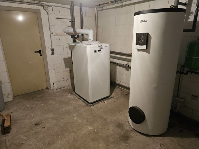 2 ZKB - Apartment als Kapitalanlage in Hohenecken zu verkaufen – 5255 - Heizungsraum mit Warmwasserspeicher