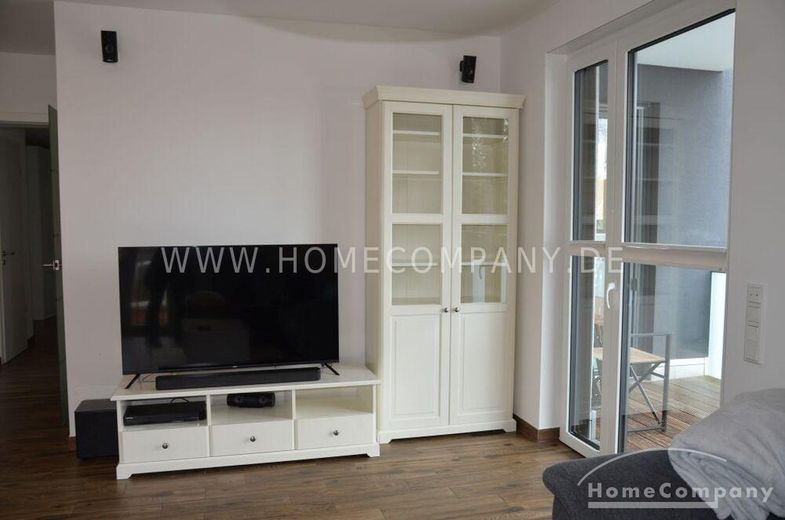 Schöne, geräumige 4 Zi.Whg., möbliert, mit Balkon. – f3351236e52d89b78c0e88f350433cb4a1804de0.jpg