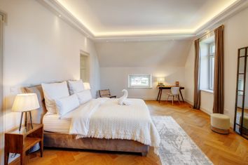 Schlaf-/Arbeitszimmer