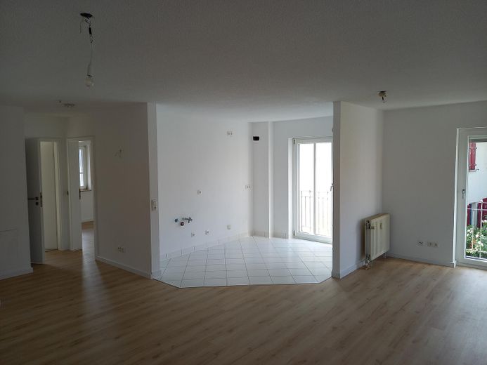 Lichtdurchflutete Zweizimmerwohnung – Küchenbereich