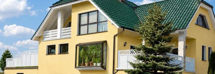 НОВИНКА! Незвичайна вілла в сучасному заміському стилі — включно з окремою квартирою та можливою розширюваною земельною ділянкою – Frontansicht Villa