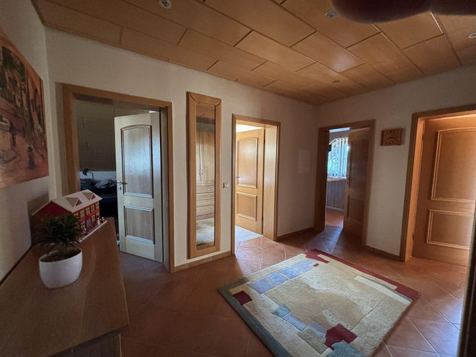 Versatile space wonder in a quiet prime location: your new home or a smart investment! – DG Flur