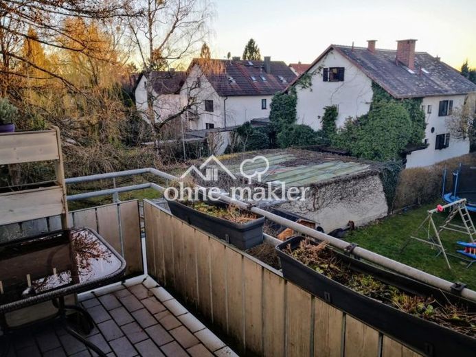 IMMOBILIENMENSCHEN - Helle 2 Zi. Dachgeschosswohnung mit Schlafgalerie – Foto 1