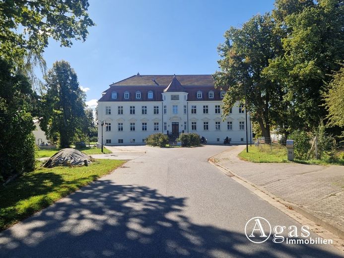Bauträgerfreies ca. 3.800m² großes Grundstück in wunderbarer Lage, Bauland ca. 1.500 m² – Schlossresidenz Quandenschönfeld