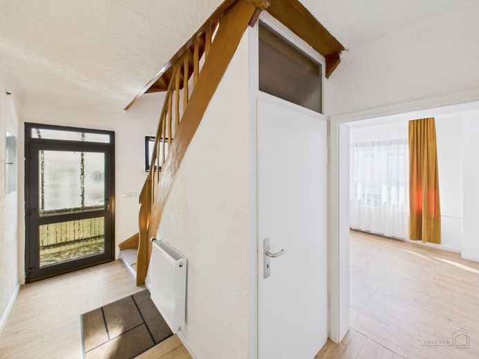 Familientraum in Saarlouis: Großzügiges Einfamilienhaus mit weitläufigem Garten in ruhiger Lage – Bild 8