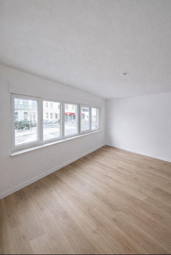 Erstbezug nach Sanierung | 3 Zimmer | 2 Balkone | Fußbodenheizung & Glasfaser – Foto 2