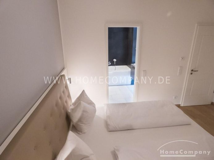 142182 HomeCompany Dresden Möbliert/Furnished Exklusives 2-Zimmer Apartment in Dresden-Altstadt Nähe Frauenkirche max. 4 Personen! – 41760139bfaa659acebac6230db18076a6e0e4f6.jpg