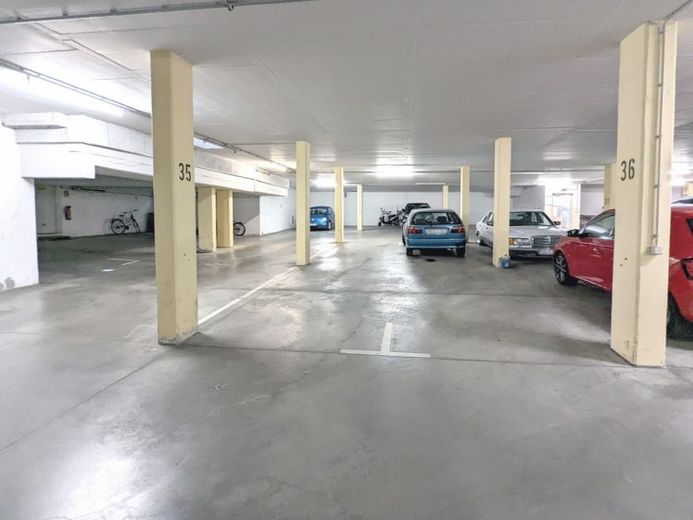 *Investpaket / ca. 5% Rendite - 14 TG Stellplätze in Weinböhla*voll vermietet* *provisionsfrei* – Foto 1