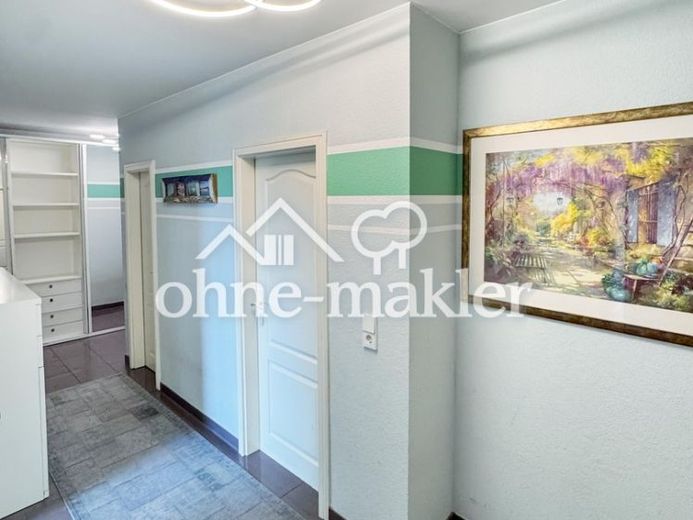 Top-Lage + Balkon + Stellplatz + Keller: Großzügige 3-Zimmer-Wohnung! – Foto 1