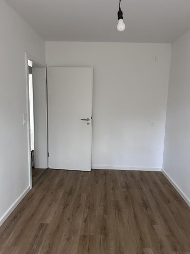 Tamamen yenilenmiş 3 odalı daire (75 m²) – Küche (2)