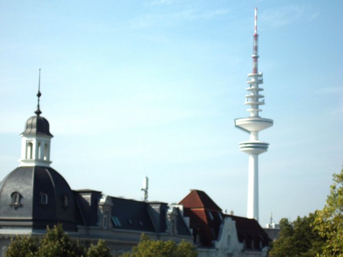 Top Lage in Rotherbaum !!! Traumhaftes Penthouse, 84 m" Grundfläche!, in ruhigem Jugendstilvilla – Über den Dächern der Stadt