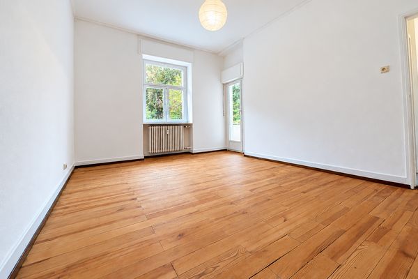 Bel appartement lumineux de 3 pièces en centre-ville (adapté à une colocation)