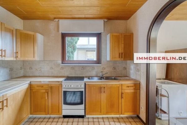 IMMOBERLIN.DE - Komfortables freistehendes Einfamilienhaus mit charmantem Ambiente