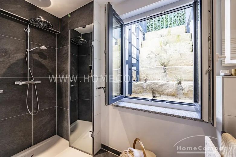 Moderne 3-Zimmer-Duplexwohnung mit Terrasse und Garten – 8c5d822cbe09362ef63222c48c793eb336dcafe3.jpg